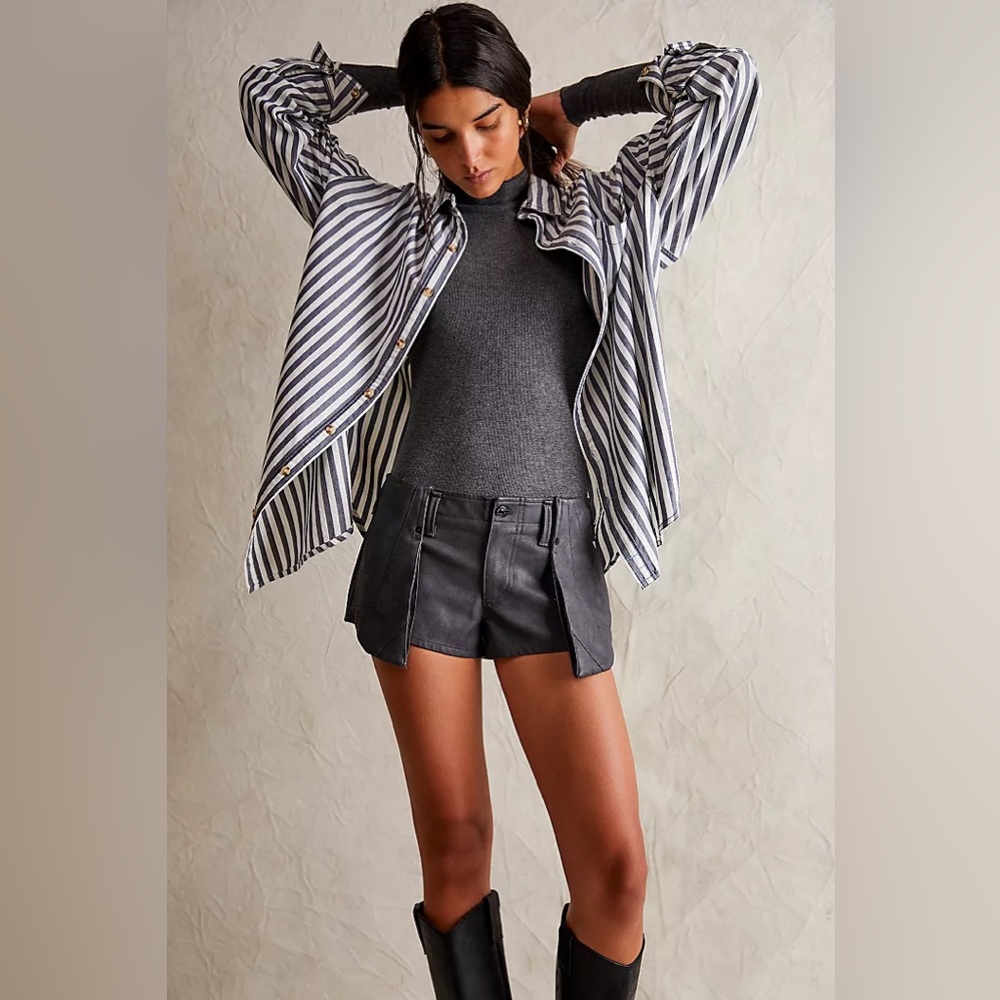 New We The Free by Free People Dark Angel Vegan Micro Shorts sz 8